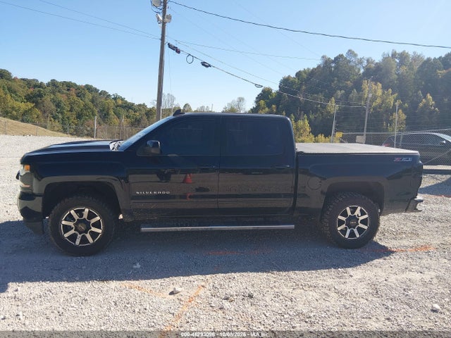 2017 CHEVROLET SILVERADO 1500 2LT 14