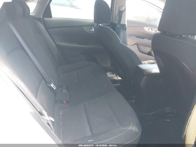 2020 KIA FORTE FE 8
