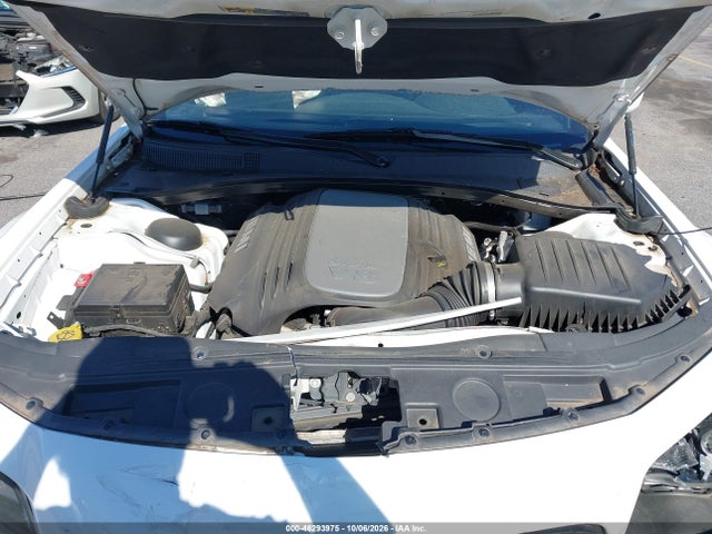 2020 CHRYSLER 300 300S 10