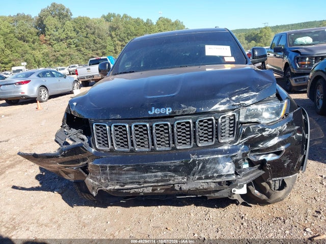 2020 JEEP GRAND CHEROKEE LAREDO E 4X2 13