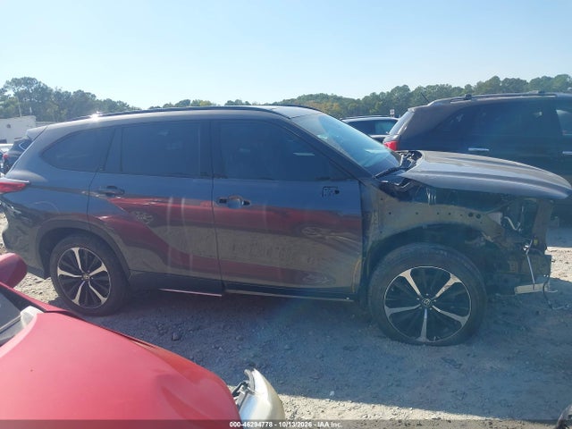 2021 TOYOTA HIGHLANDER XSE 13