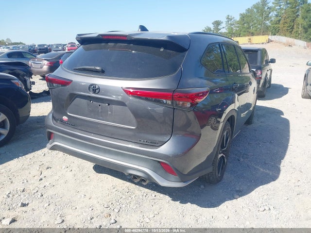 2021 TOYOTA HIGHLANDER XSE 4