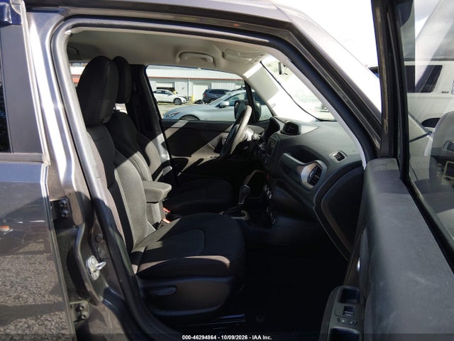 2017 JEEP RENEGADE SPORT 4X4 18