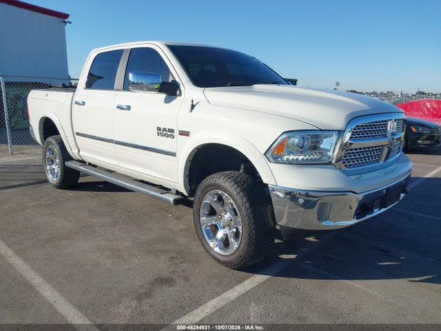 2017 RAM 1500 LARAMIE 4X4 5'7 BOX
