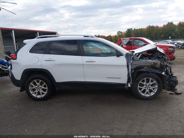 2017 JEEP CHEROKEE LATITUDE 4X4 12