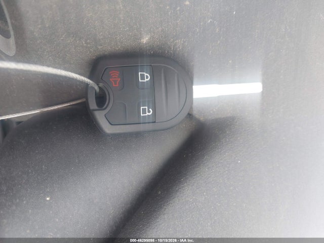 2017 FORD FIESTA SE 11