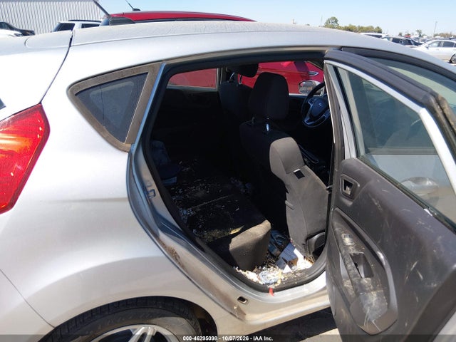 2017 FORD FIESTA SE 8