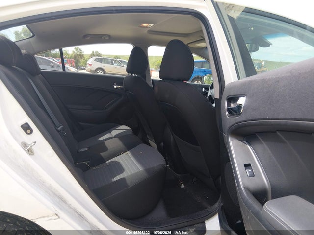 2018 KIA FORTE S 8