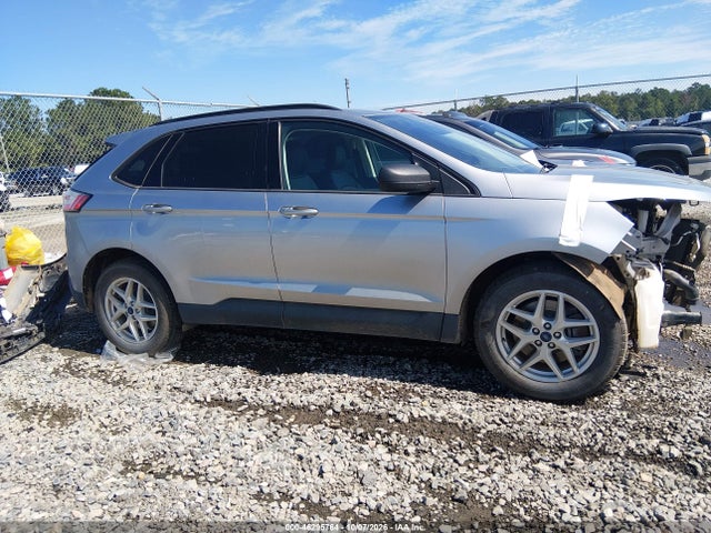 2022 FORD EDGE SE 14