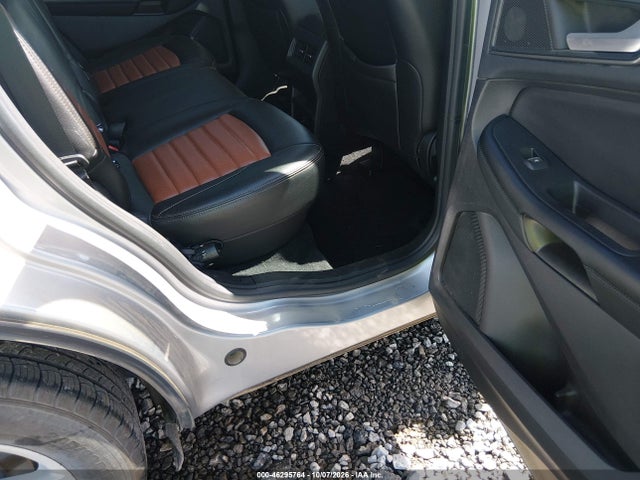2022 FORD EDGE SE 8