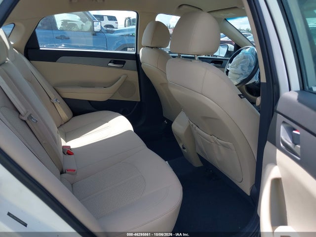 2019 HYUNDAI SONATA SE 8