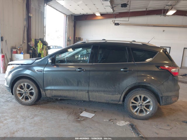 2017 FORD ESCAPE TITANIUM 14