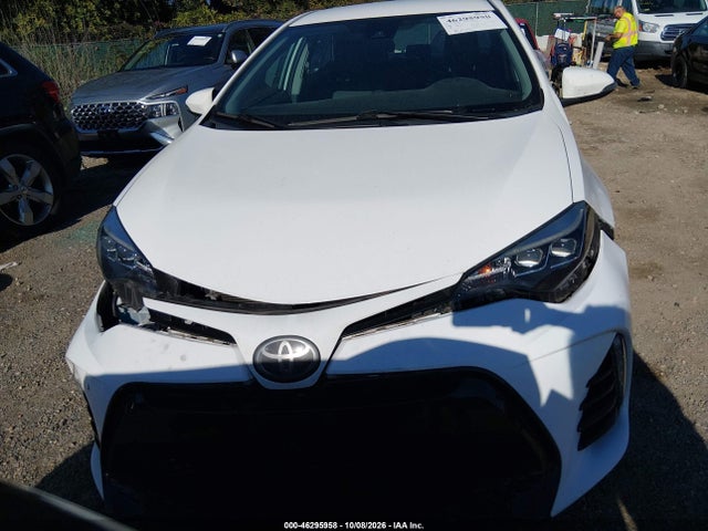 2018 TOYOTA COROLLA SE 13