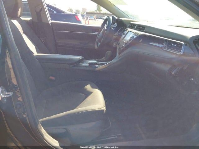 2020 TOYOTA CAMRY LE 5