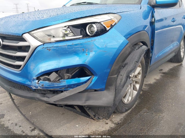2017 HYUNDAI TUCSON SE 6