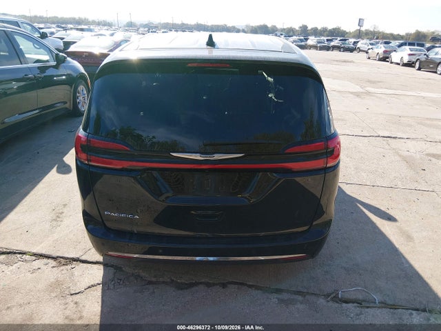 2026 CHRYSLER PACIFICA SELECT 16