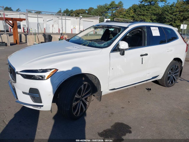 2023 VOLVO XC60 B5 ULTIMATE BRIGHT THEME 6