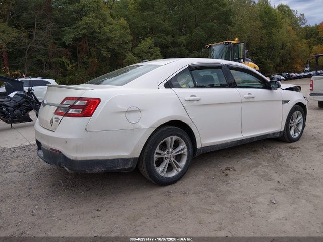 2017 FORD TAURUS SEL 4