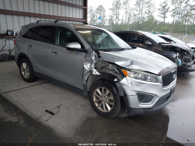 2017 KIA SORENTO 2.4L LX