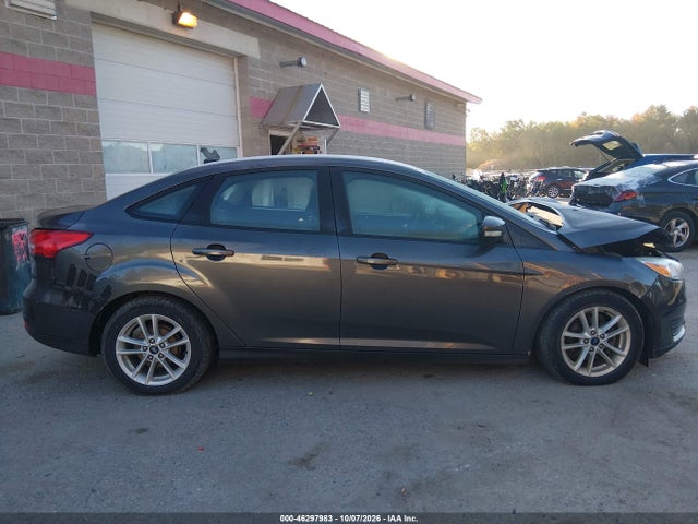 2017 FORD FOCUS SE 13
