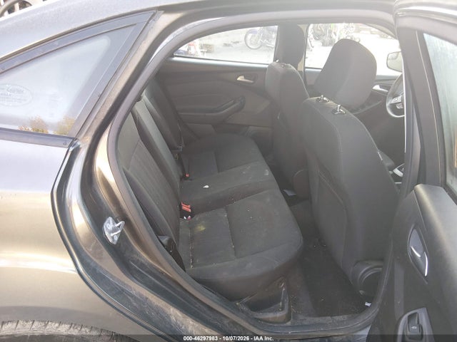 2017 FORD FOCUS SE 8