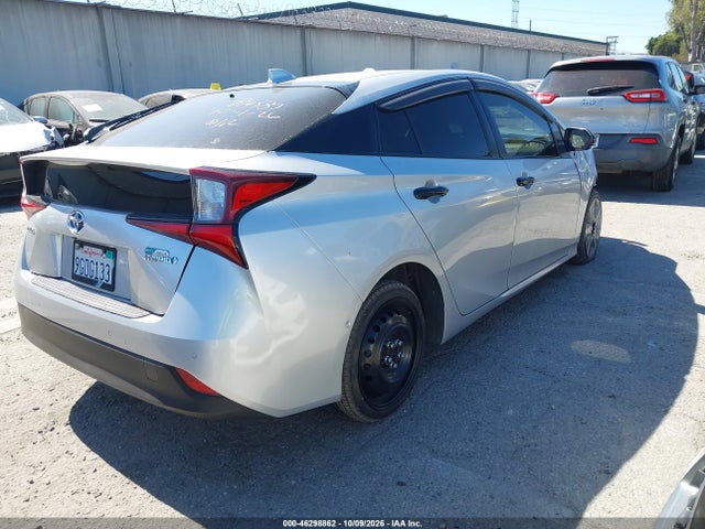 2021 TOYOTA PRIUS LE 4