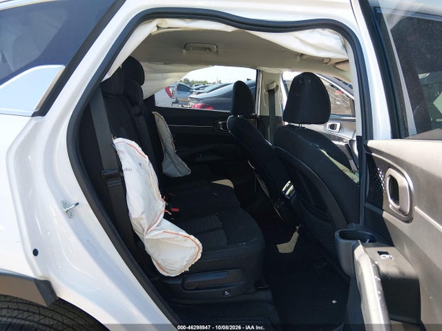2026 KIA SORENTO LX 8