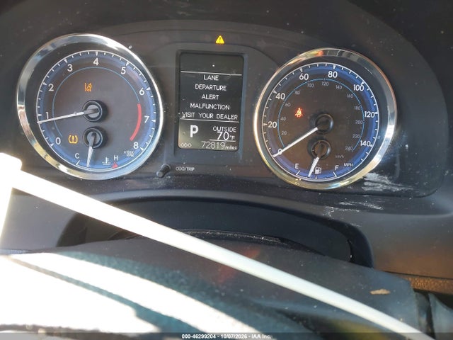2019 TOYOTA COROLLA LE 7