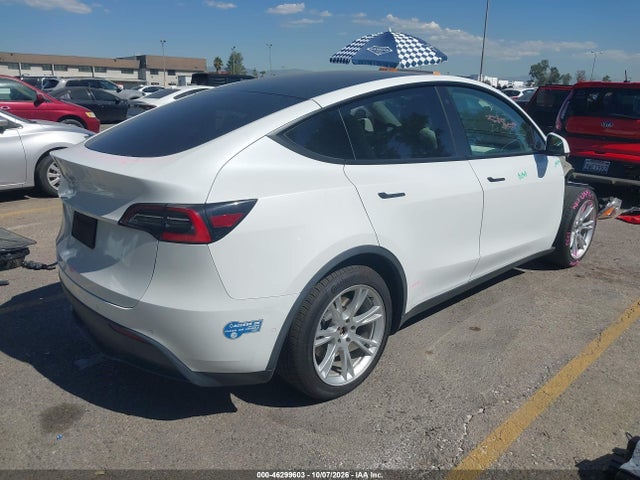 2021 TESLA MODEL Y STANDARD RANGE REAR-WHEEL DRIVE 4
