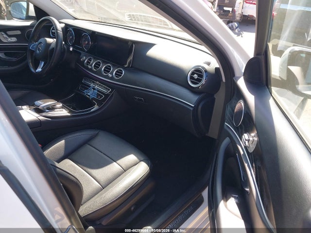 2017 MERCEDES-BENZ E 300 5