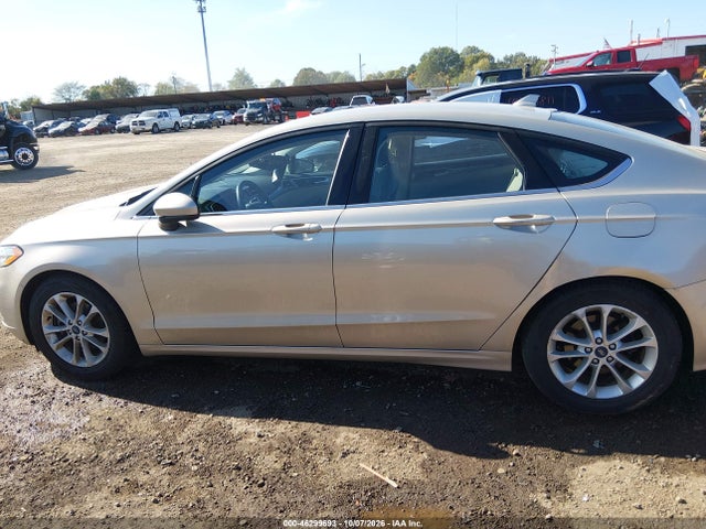 2019 FORD FUSION SE 14