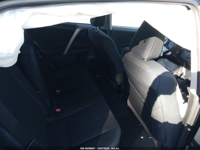 2017 TOYOTA RAV4 LE 8