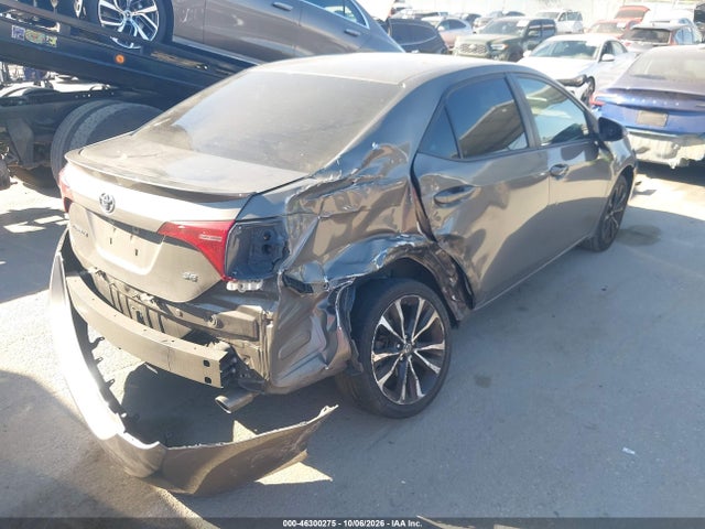 2017 TOYOTA COROLLA SE 4