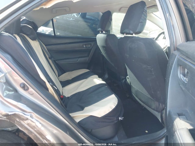 2017 TOYOTA COROLLA SE 8