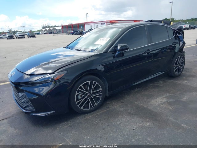 2025 TOYOTA CAMRY XLE 2