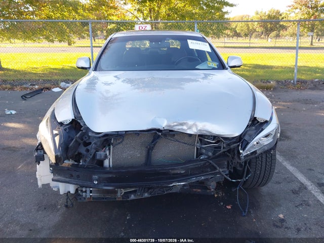 2017 INFINITI Q70 3.7X 6