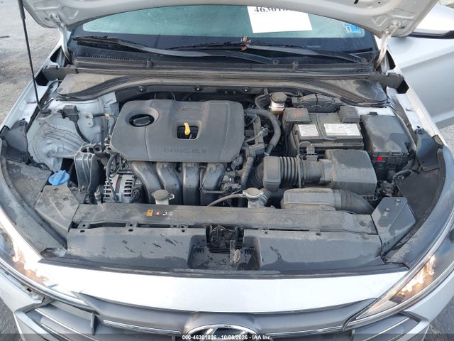 2020 HYUNDAI ELANTRA SE 10