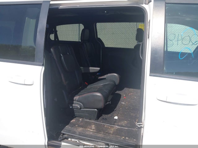 2018 DODGE GRAND CARAVAN GT 8