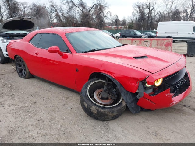 2018 DODGE CHALLENGER SXT PLUS