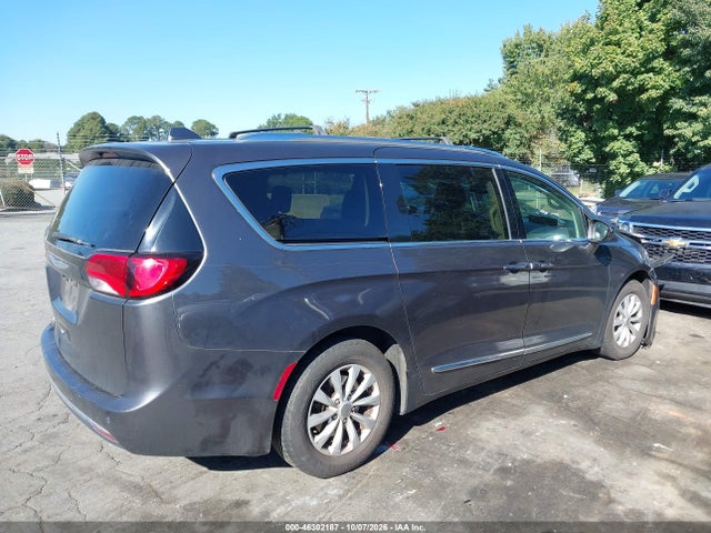 2019 CHRYSLER PACIFICA TOURING L 13
