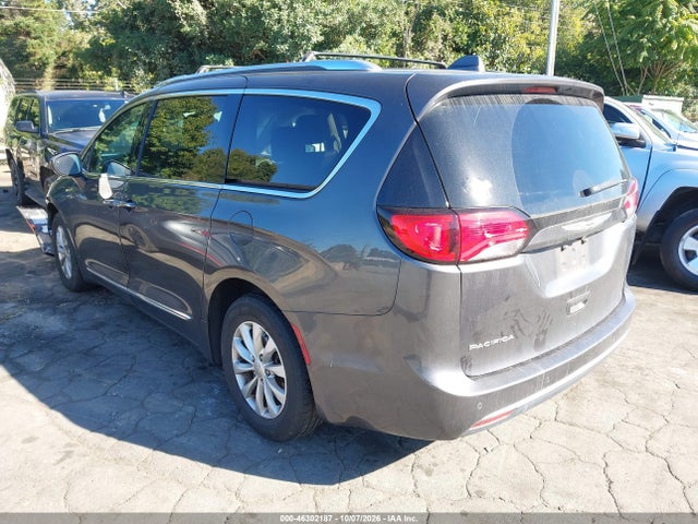 2019 CHRYSLER PACIFICA TOURING L 3