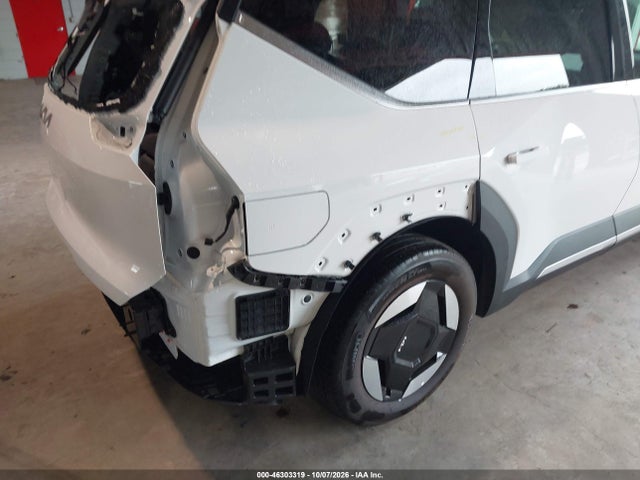2026 KIA EV9 LIGHT SHORT RANGE 20