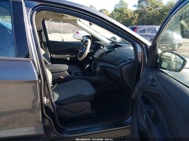 2017 FORD ESCAPE S 5