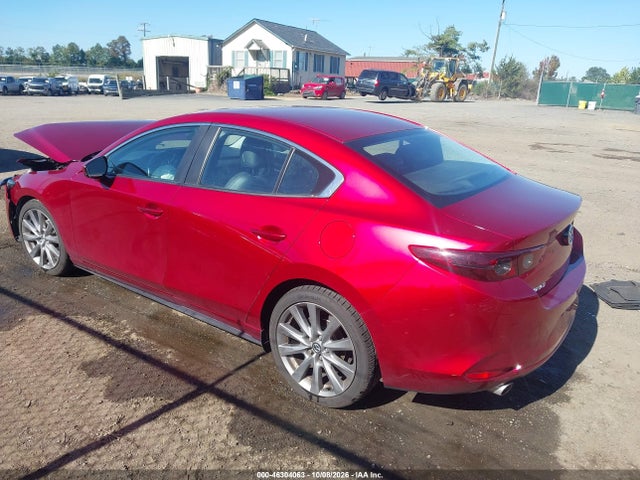 2021 MAZDA MAZDA3 SELECT 3