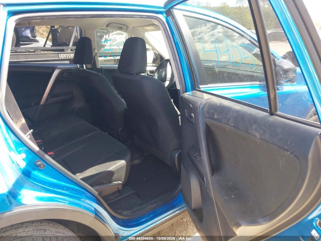2017 TOYOTA RAV4 LE 8