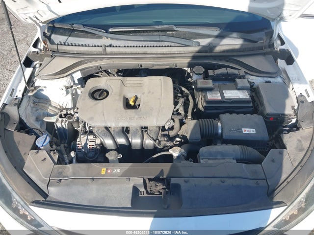 2019 HYUNDAI ELANTRA SE 10