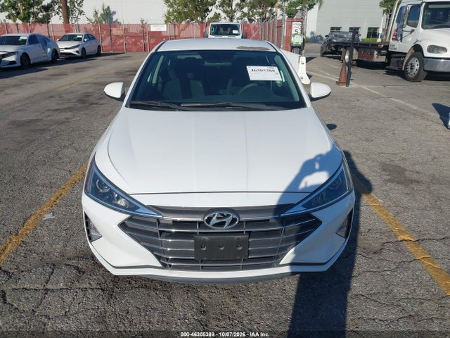 2019 HYUNDAI ELANTRA SE 12