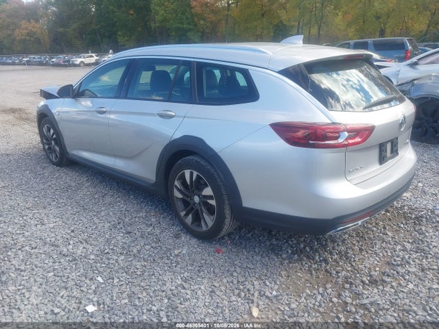 2018 BUICK REGAL TOURX ESSENCE 3
