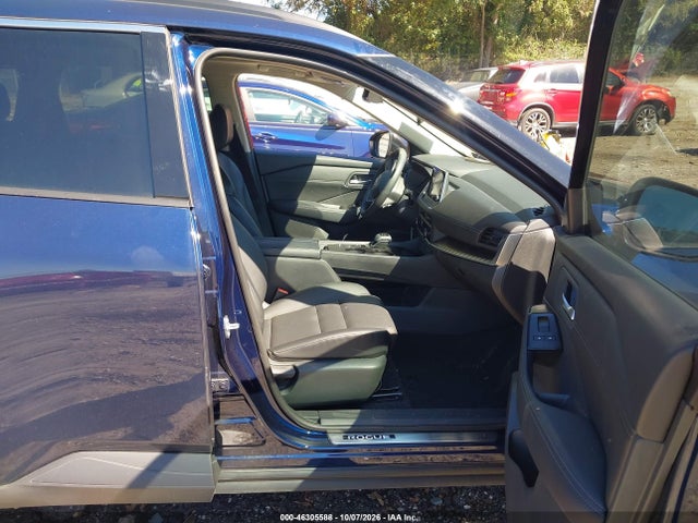 2026 NISSAN ROGUE DARK ARMOR 5