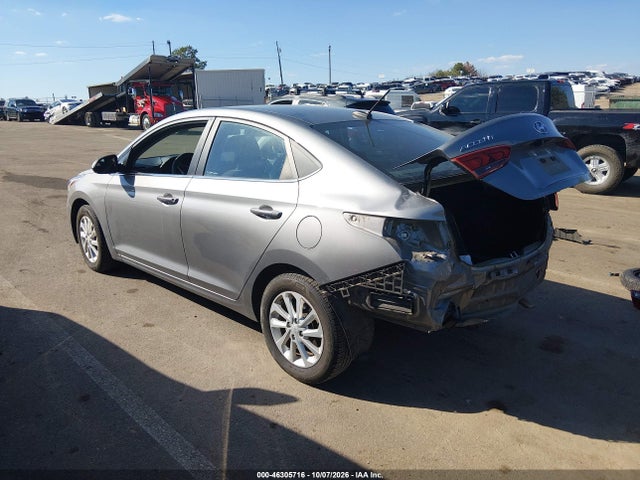 2022 HYUNDAI ACCENT SEL 3
